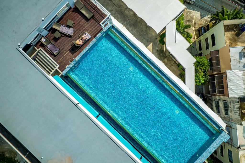 Kana Triple L Hotel Phuket普吉岛卡娜3L酒店