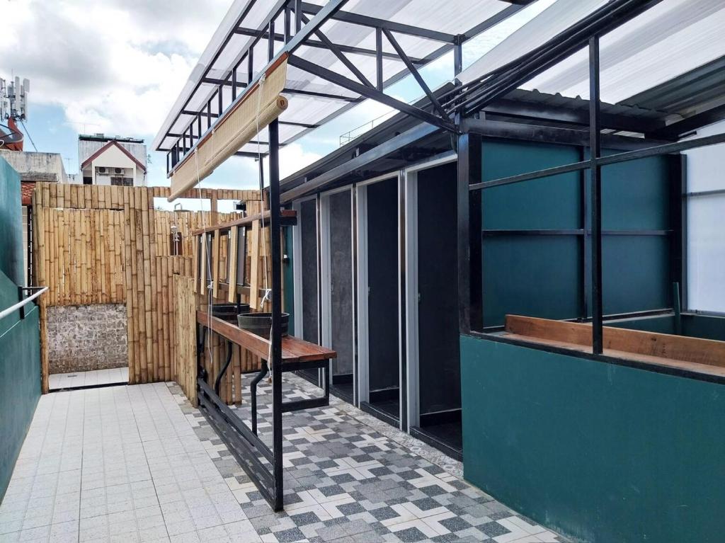 W168 hostel W168 hostel