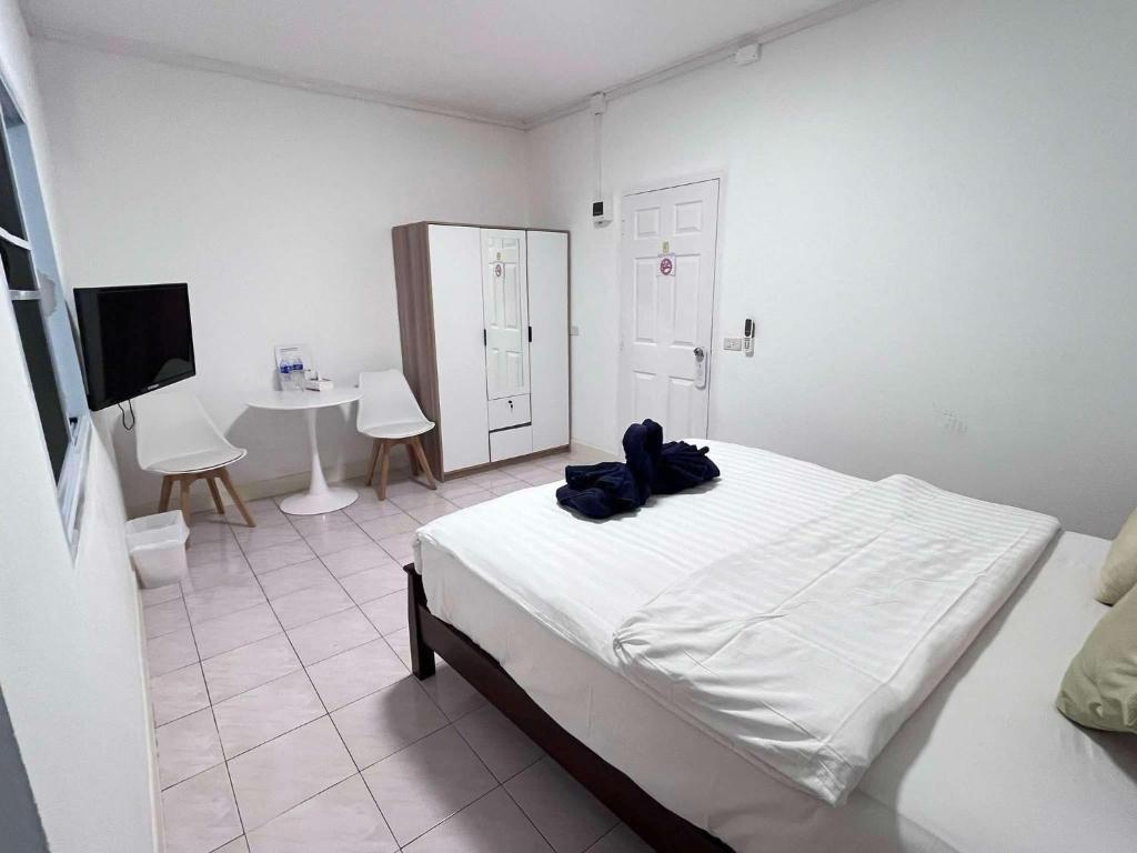 Elephant Sports Bar and Accommodation Elephant Sports Bar and Accommodation