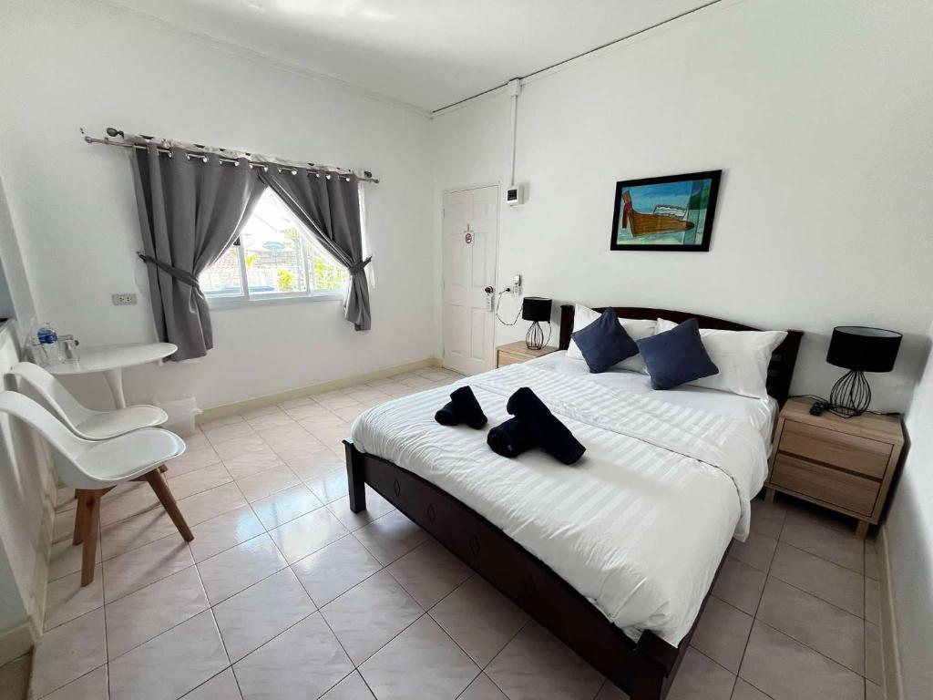Elephant Sports Bar and Accommodation Elephant Sports Bar and Accommodation