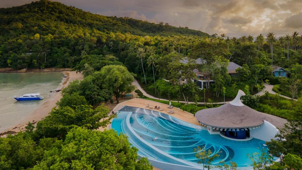 Island Escape Burasari Island Escape Burasari