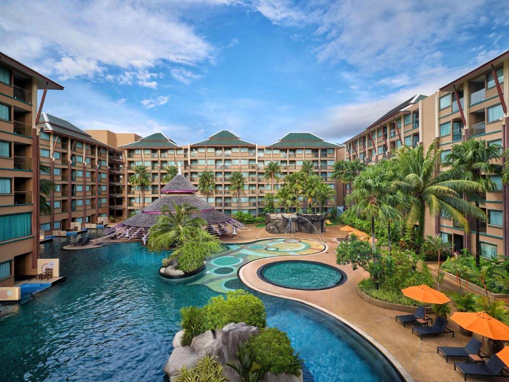 Novotel Phuket Vintage Park Resort