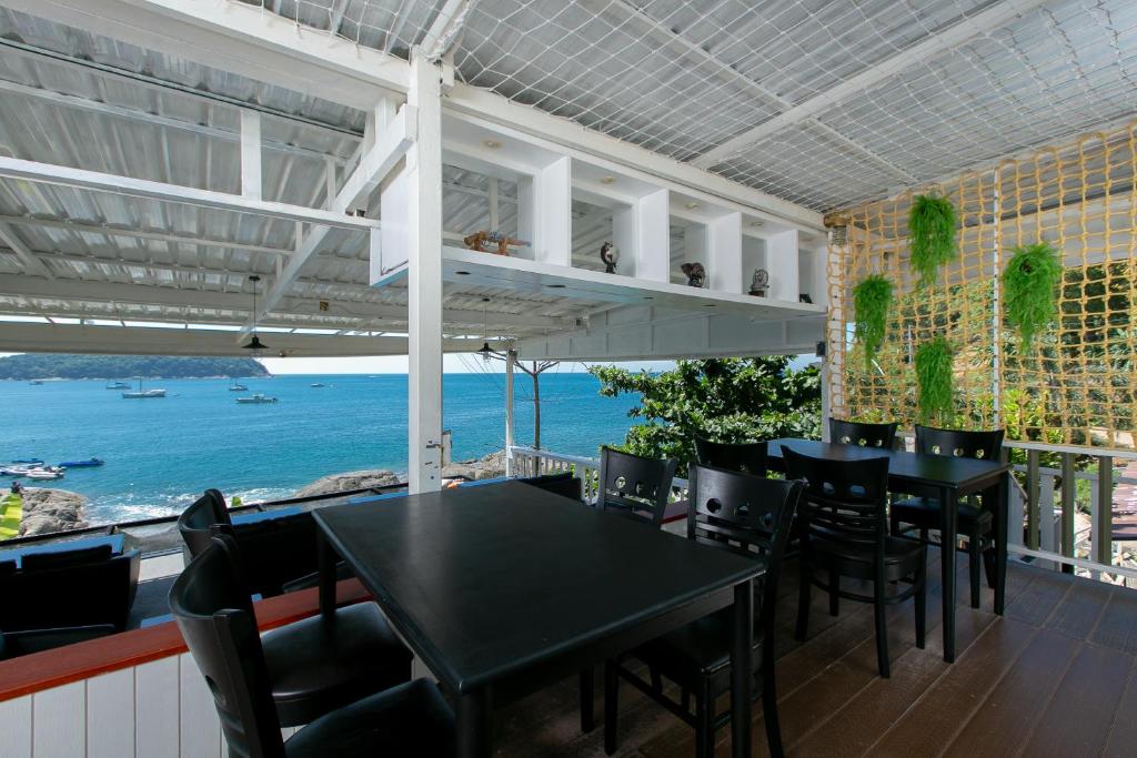 Naiharn On The Rock Resort Phuket