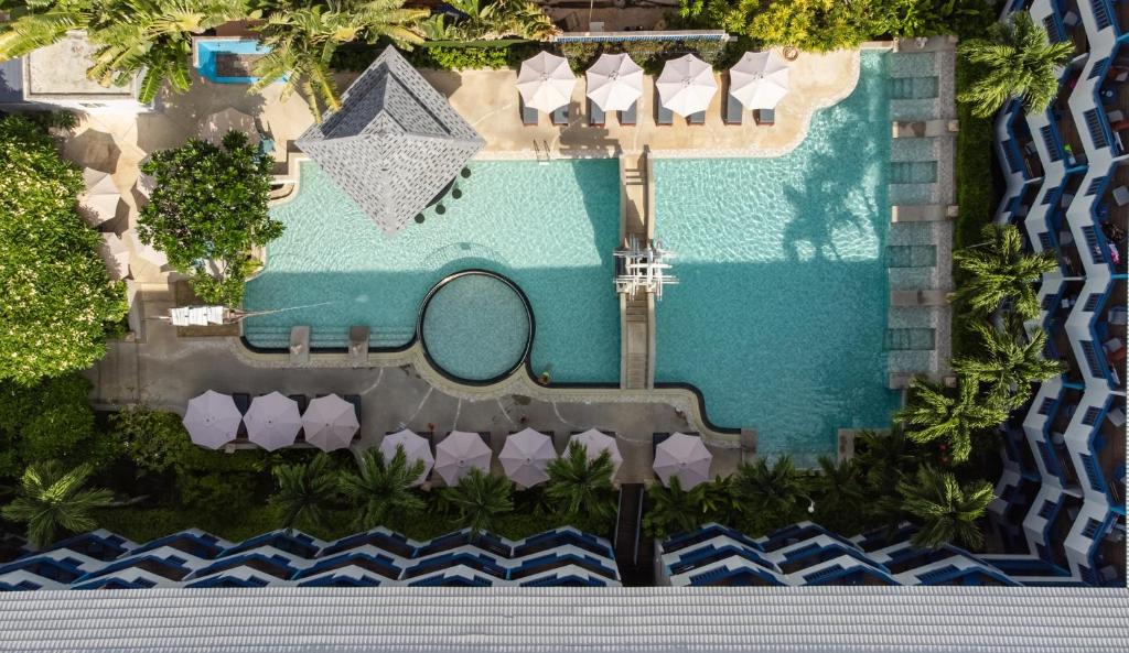 Phuket Island View Resort - SHA Extra Plus