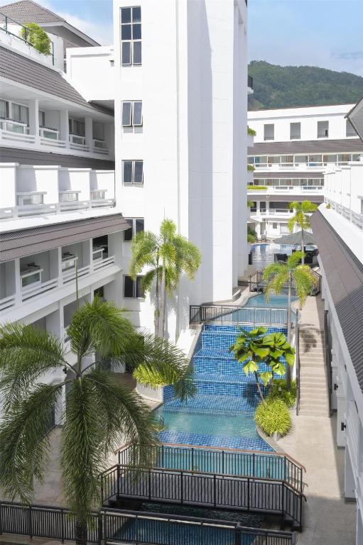 Radisson RED Phuket Patong Beach