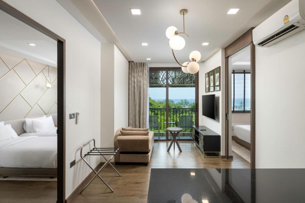 The Proud Karon Beach Phuket Trademark Collection By Wyndham