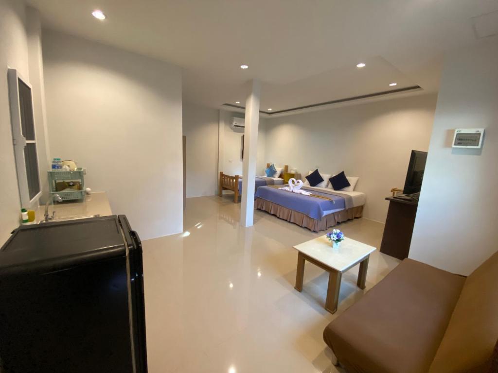 Suntalee House