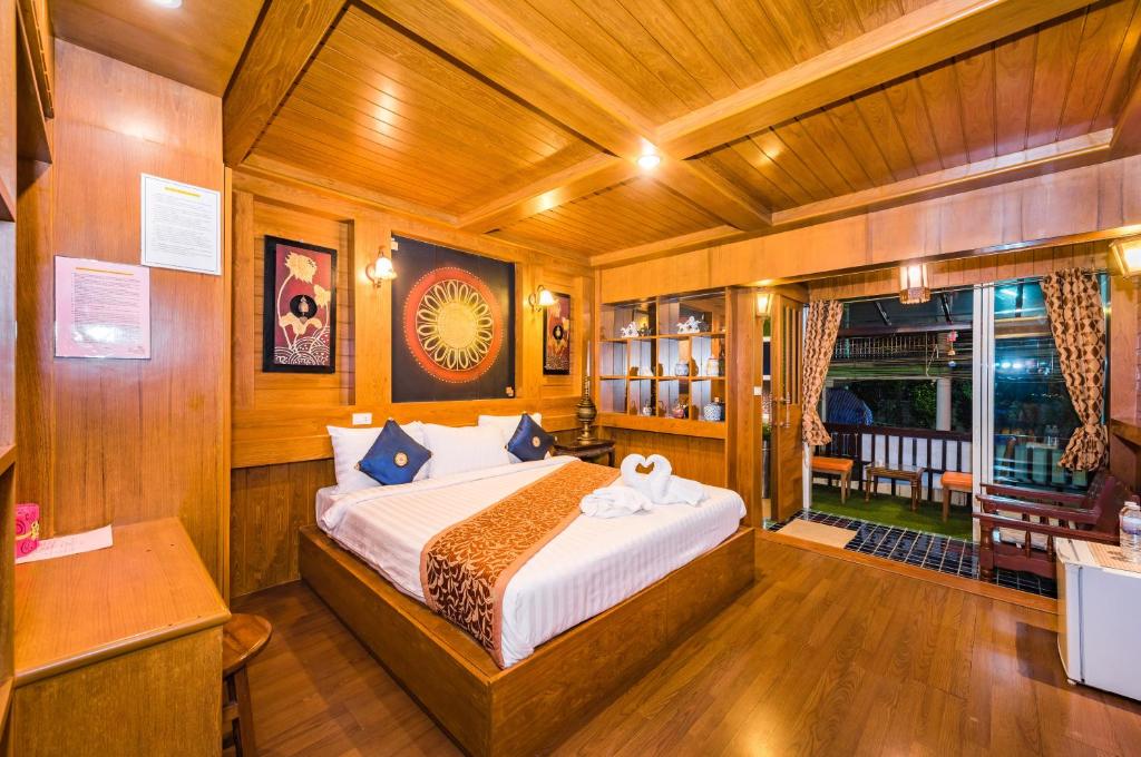 Baan Ratchapruek Baan Ratchapruek