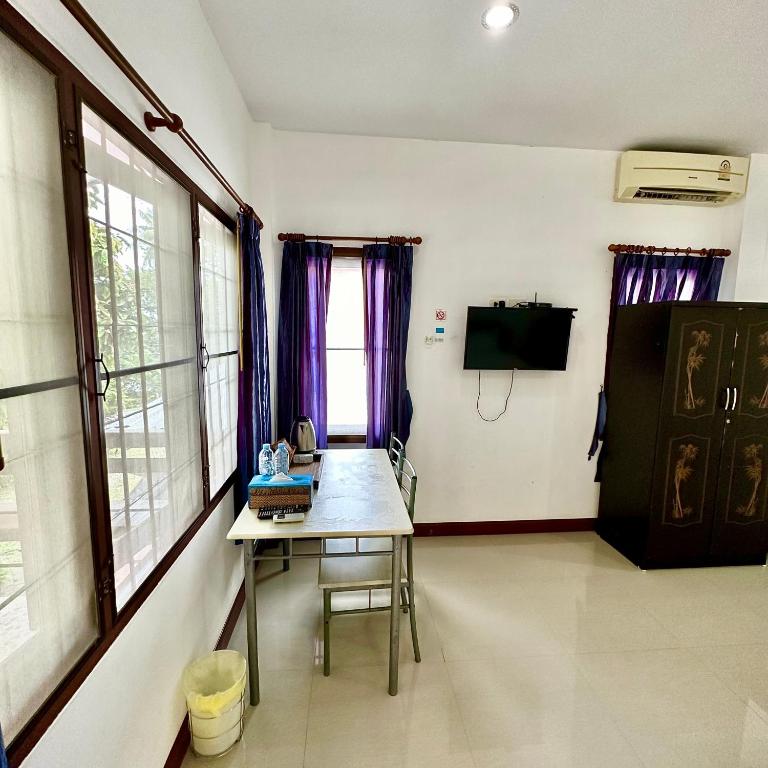 Chamil House (ชามิล เฮ้าส์)