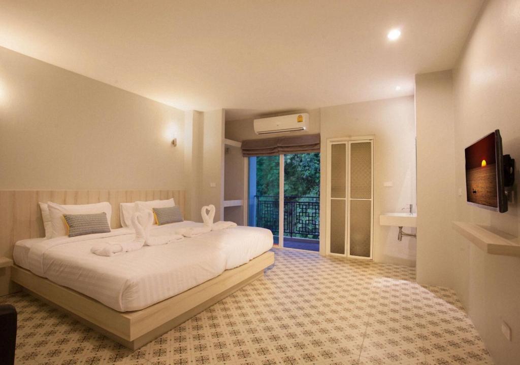 Nature Pine Phuket เนเชอร์ไพน์ภูเก็ต Nature Pine Phuket เนเชอร์ไพน์ภูเก็ต