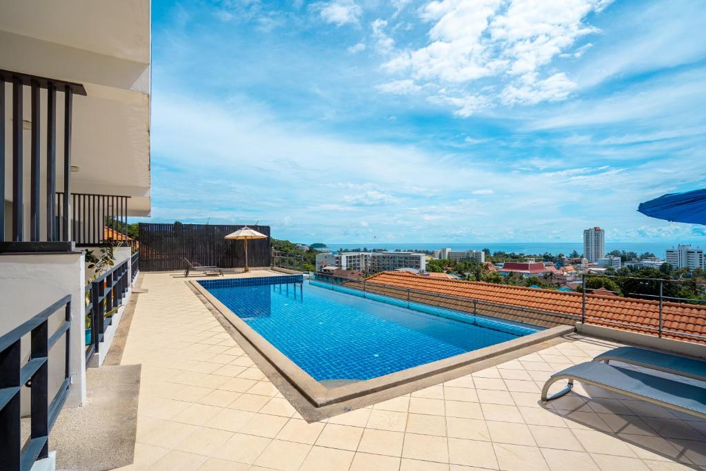 Hillside seaview Residence