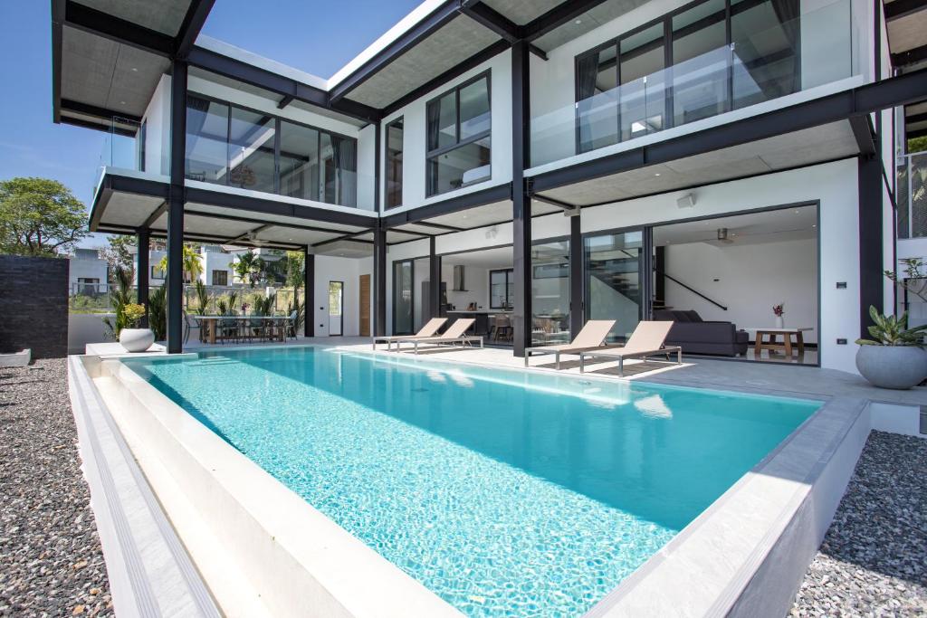 New & Modern, Loft Style 4BR Villa Sunset Garden 3, 12m Salt Pool, just 10min drive Naiharn Beach