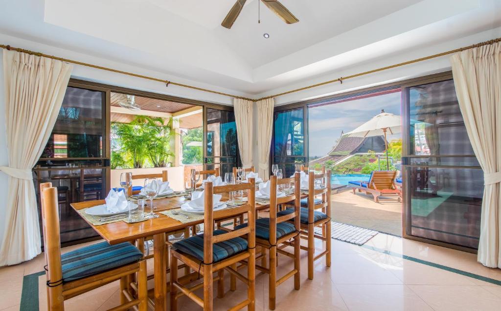 Villa Malee , Sea View Infinity Pool, Staff, Chef Villa Malee , Sea View Infinity Pool, Staff, Chef