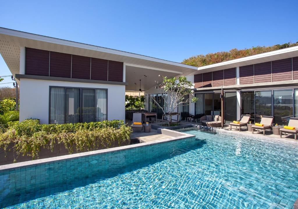 CASABAY Luxury Pool Villas by STAY