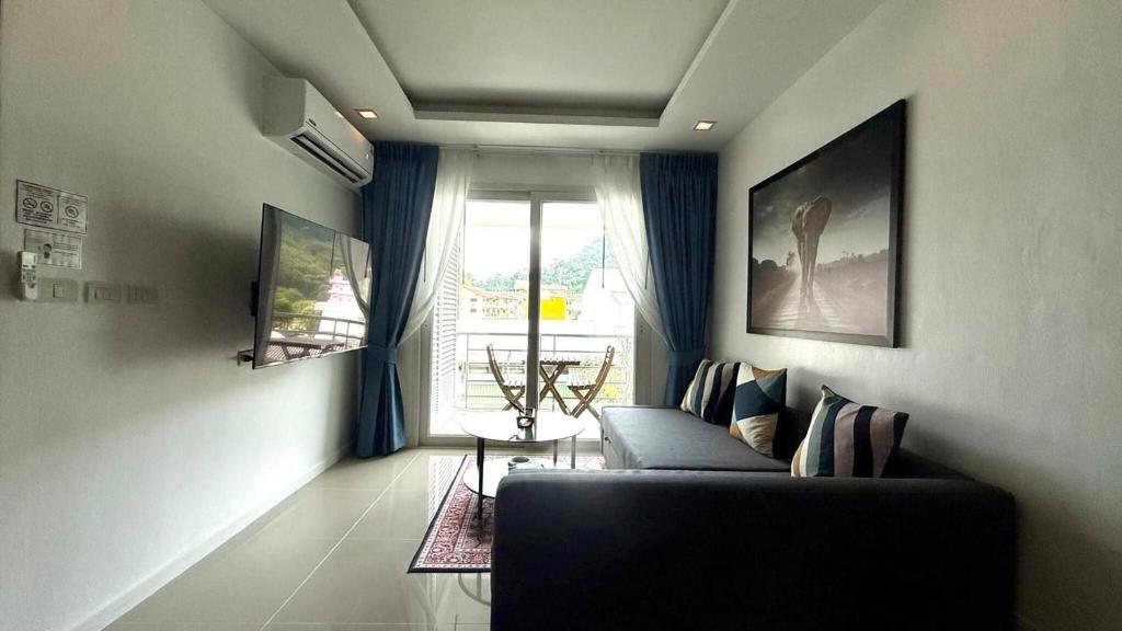 6-20 2Bedrooms and 2Bathrooms 1 km walking to Patong Beach 6-20 2Bedrooms and 2Bathrooms 1 km walking to Patong Beach