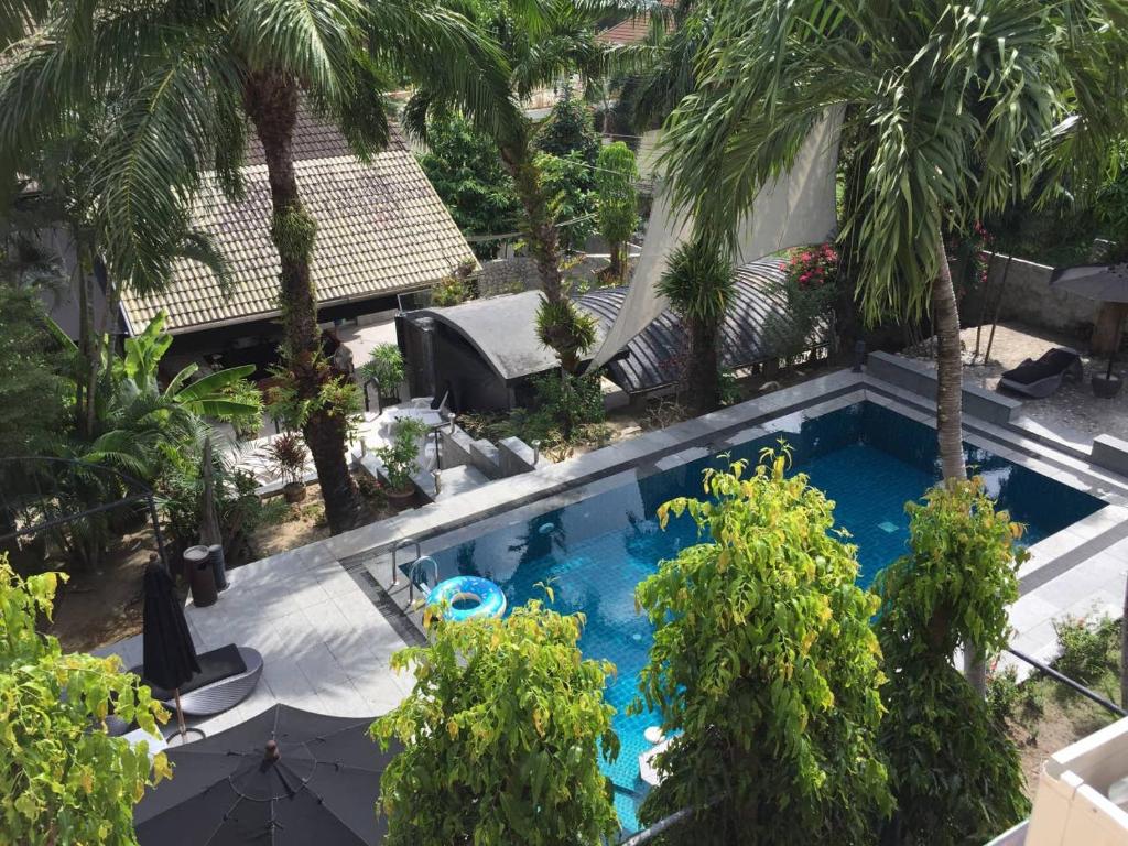 Baan Heaven / Patong Beach Pool Villa Sleeps up to 15 Baan Heaven / Patong Beach Pool Villa Sleeps up to 15