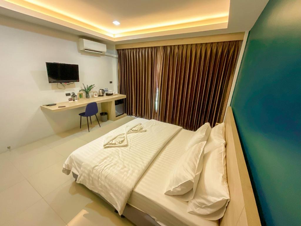 Tall Tree Kata Phuket