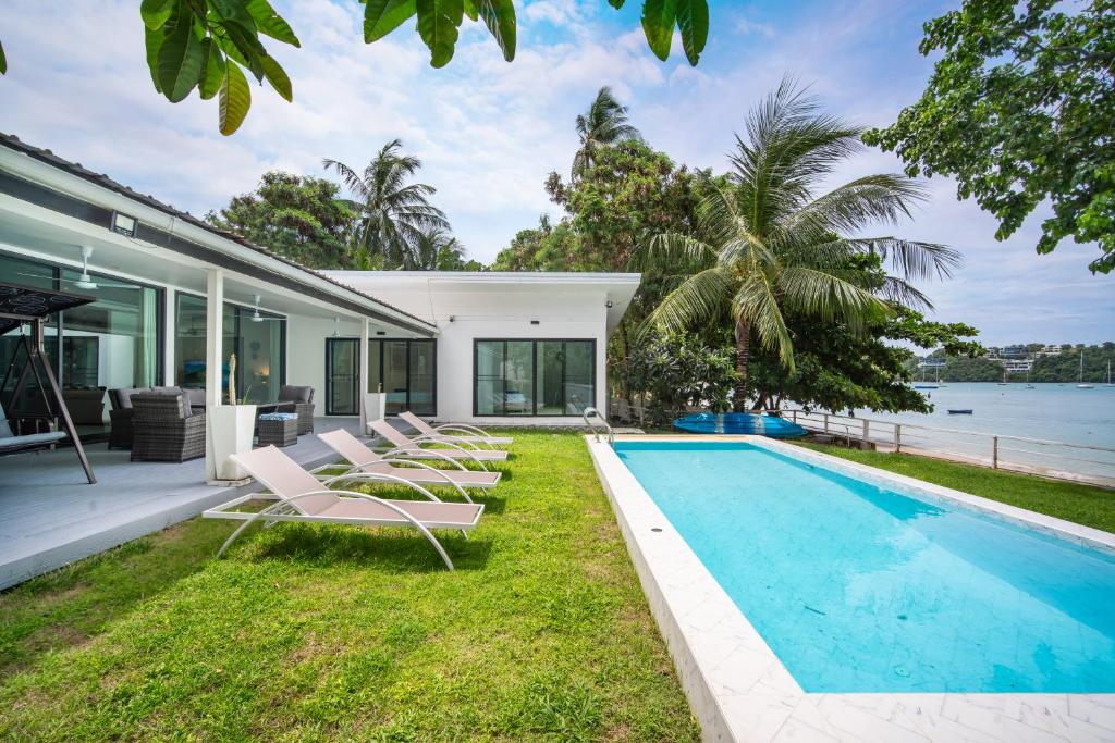 Mona seaview pool villa beach front AoYon Beach Mona seaview pool villa beach front AoYon Beach