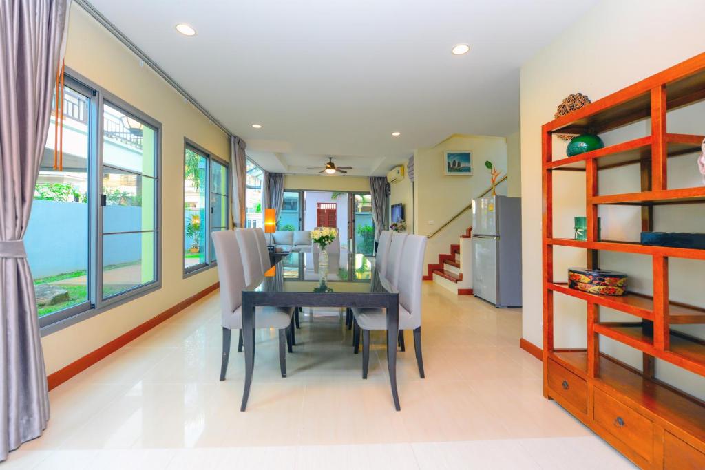 74 Patong villa walk to Bangla Rd in 10min 3 room cozy modern style 74 Patong villa walk to Bangla Rd in 10min 3 room cozy modern style