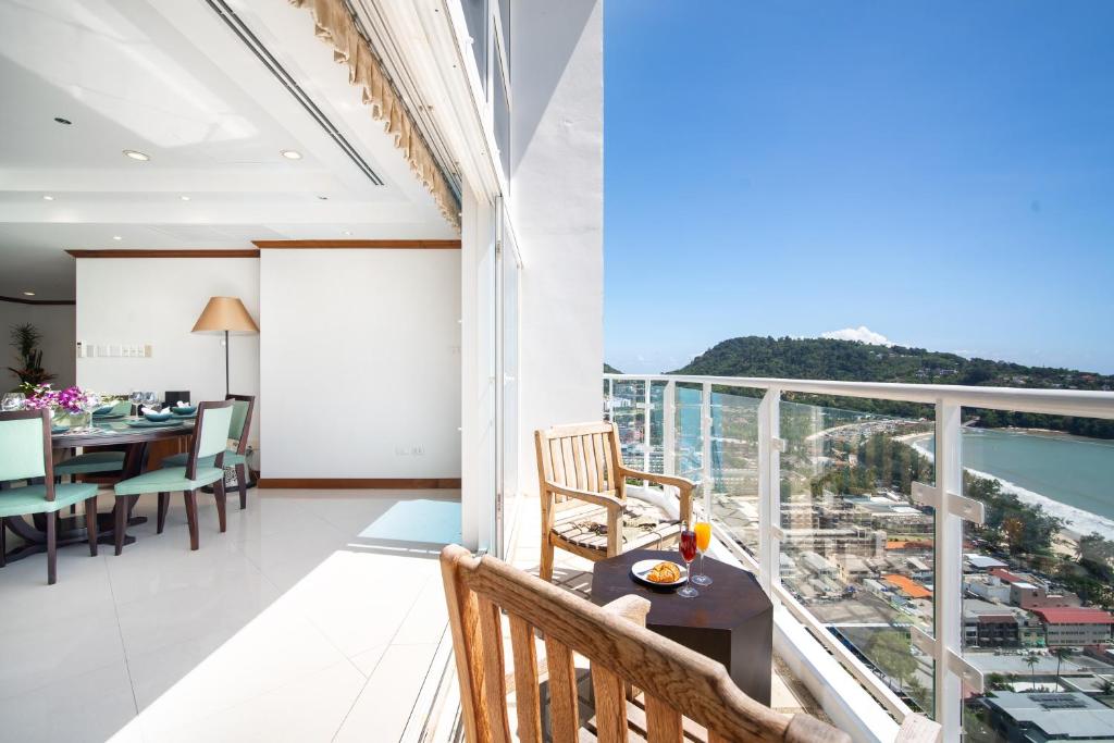 Patong Tower Duplex Seaview 4BR-2901