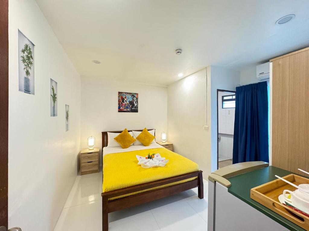Pupa Rooms Pupa Rooms
