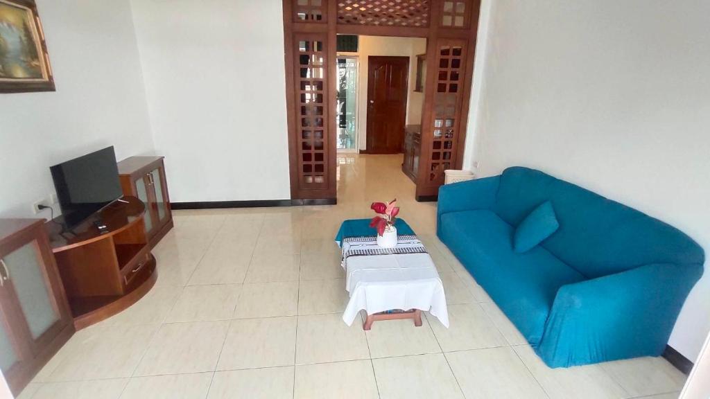 PHADEE APARTMENT