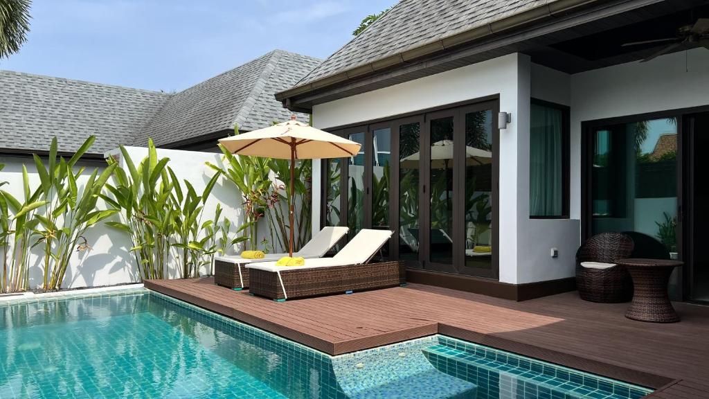 Plunge Tropic Villas 2 Naiharn