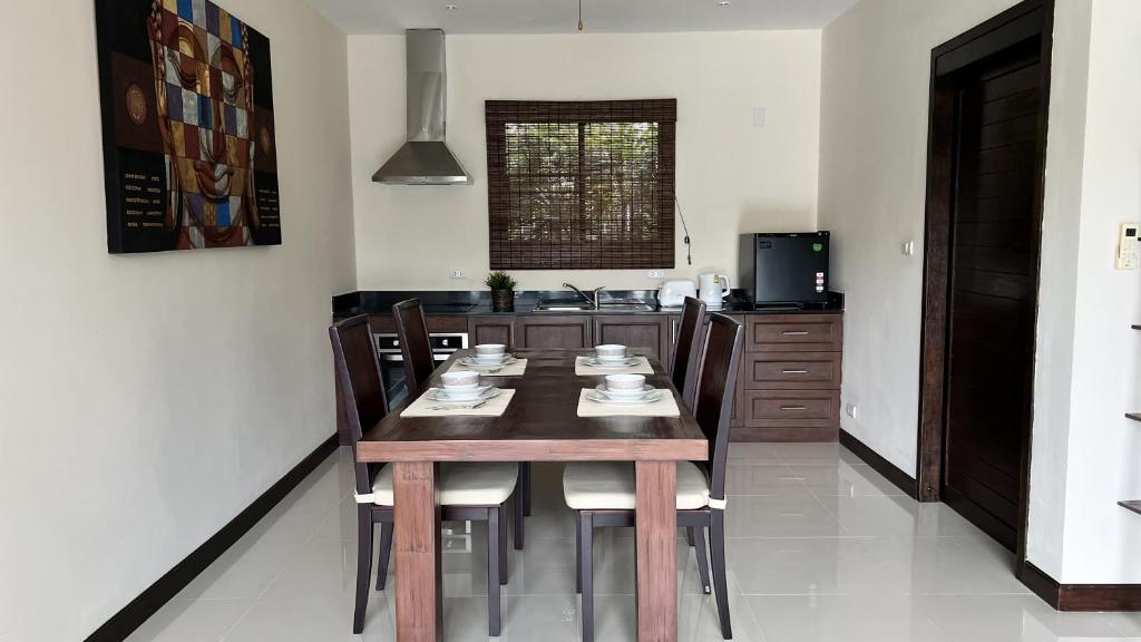 Plunge Tropic Villas 2 Naiharn