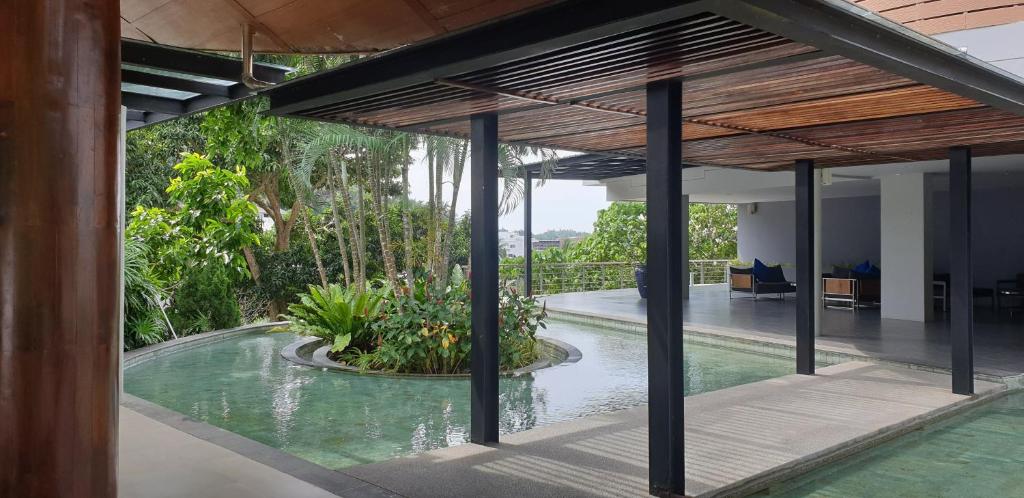 Karon Hill Family Apart 72 m2 Seaview