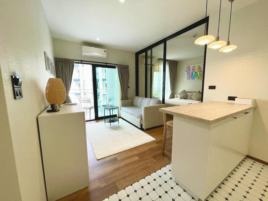 Cosy 1 bedroom apart Title Halo, 350m Naiyang beach Cosy 1 bedroom apart Title Halo, 350m Naiyang beach
