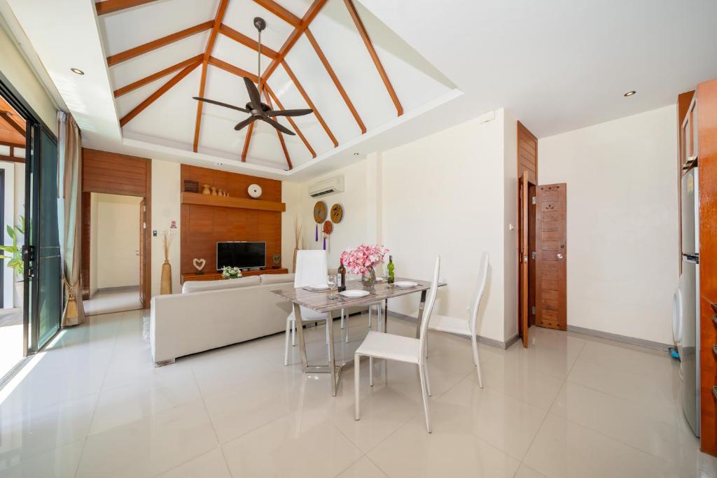 Private 2BR Pool Villa 2D03 in Gated Residence Rawai VIP Villas Private 2BR Pool Villa 2D03 in Gated Residence Rawai VIP Villas