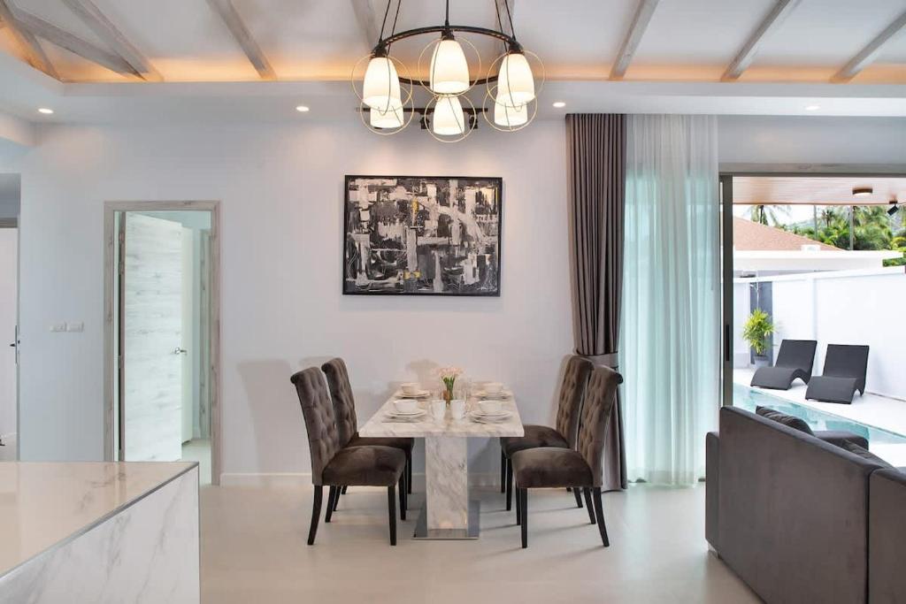 New Luxury Villas in Rawai
