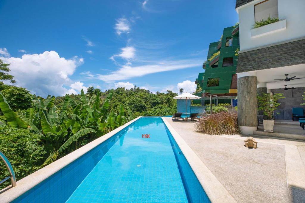 Kata Beach Luxury Condo - Spacious - Exquisitely Furnished - 6min walk to beach - 2025 Booking Traveller Award Winner Kata Beach Luxury Condo - Spacious - Exquisitely Furnished - 6min walk to beach - 2025 Booking Traveller Award Winner
