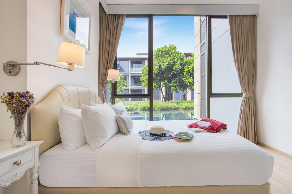 Luxury Oceanfront_pool access apartment Luxury Oceanfront_pool access apartment