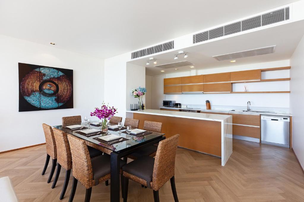 2Br Luxury Residence, Scenic View, 5min to Kata Beach, The Heights C3