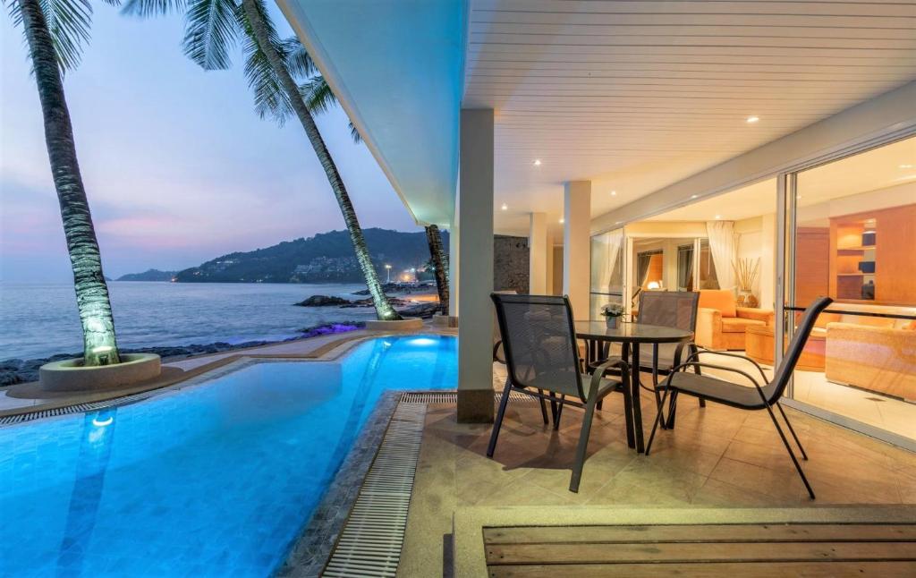 Beachfront Kalim Beach Villa