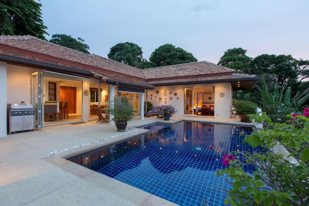 Katamanda villa Moon 3 Bed seaview near Kata Beach Katamanda villa Moon 3 Bed seaview near Kata Beach