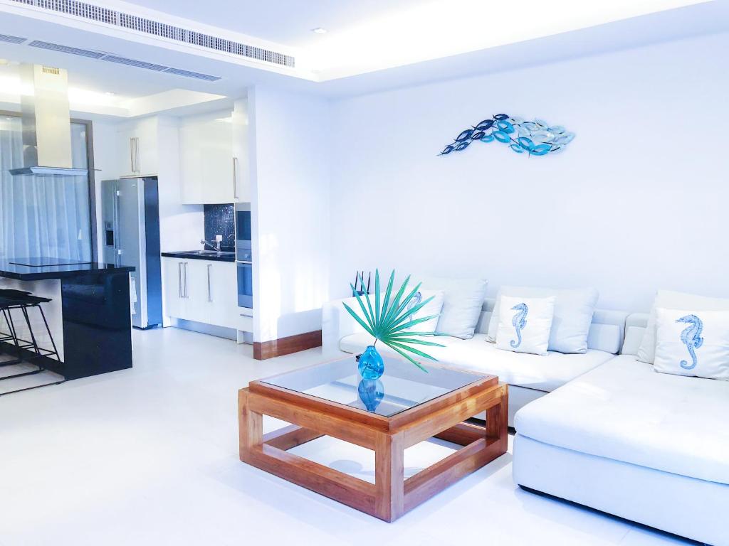 Beachfront 2br home with private plunge pool on stunning Naithon beach 3