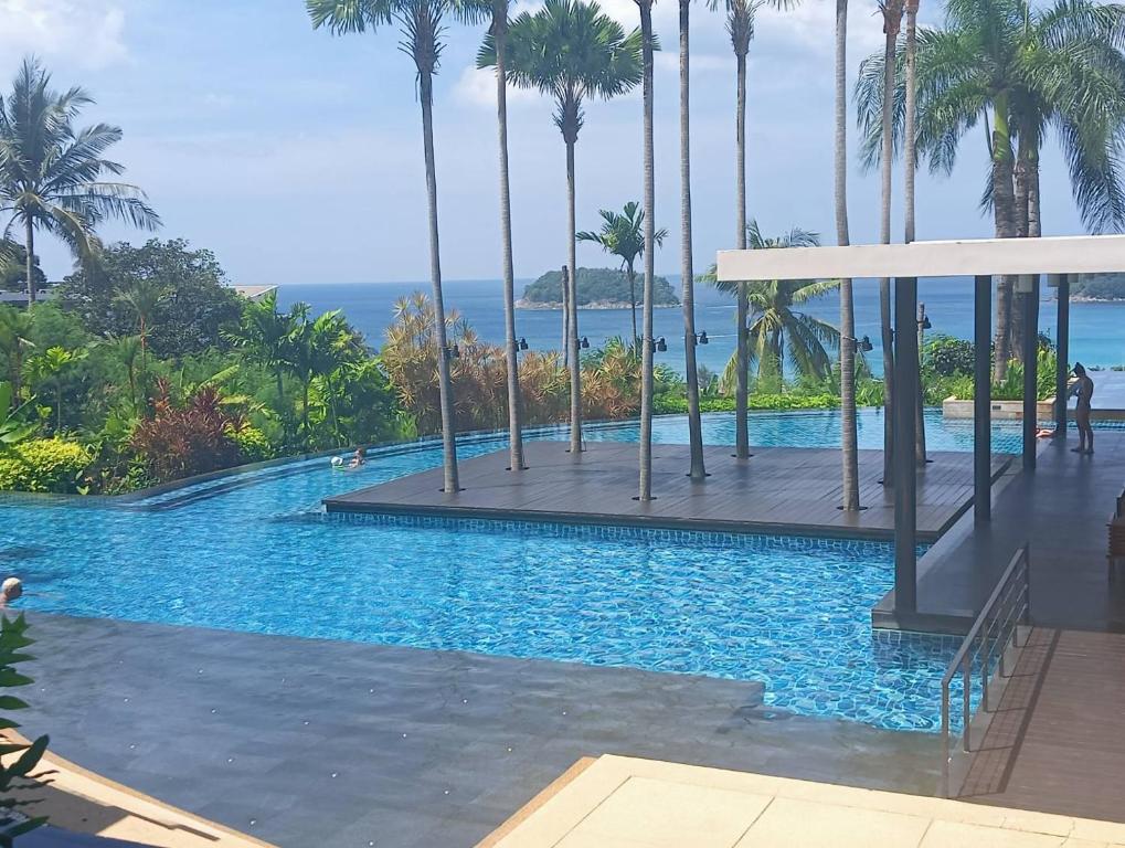 The heights Penthouse Ocean view A11 Near Kata Beach