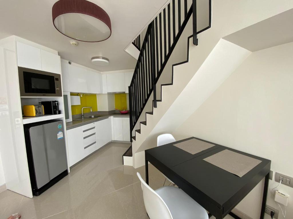 1bdr Apartment of Loft Style in Laguna by Capital Pro