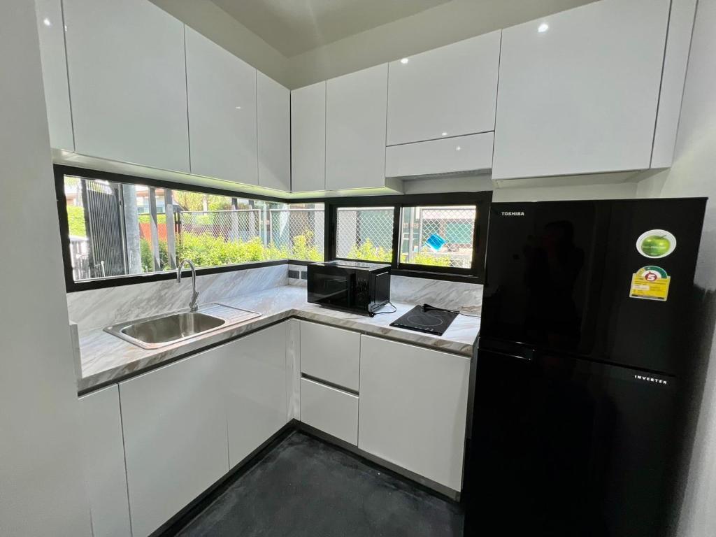 2 BR Modern Pool Villa Chalong 2 BR Modern Pool Villa Chalong