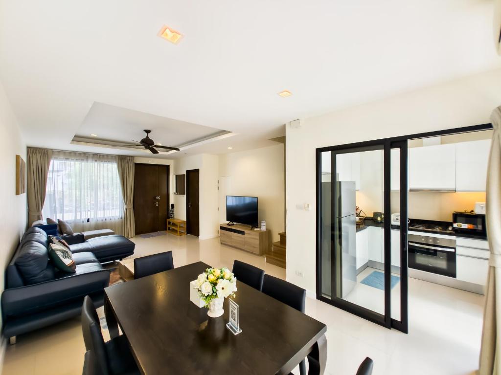 Townhouse in Laguna Park