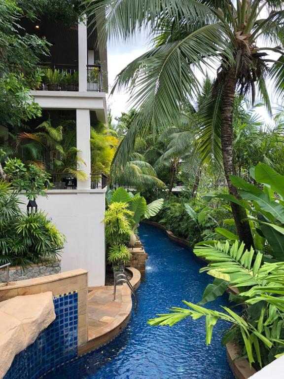 Kata Gardens Apartments