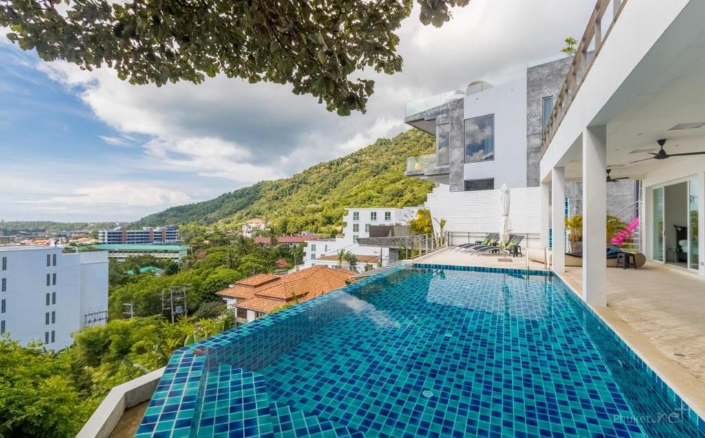 Villa Ginborn 5 bedroom Pool Villa with Sea View in Kata Beach Villa Ginborn 5 bedroom Pool Villa with Sea View in Kata Beach