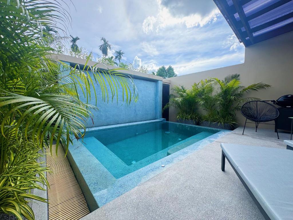 Beautiful 1br Plunge Pool Villa Walk To Bangtao Beach Beautiful 1br Plunge Pool Villa Walk To Bangtao Beach