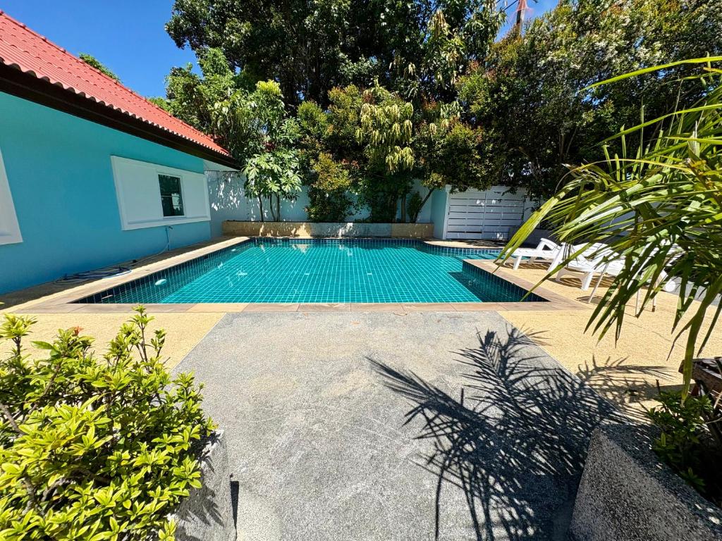 2 bedroom bungalow Nai Harn 4 Resort