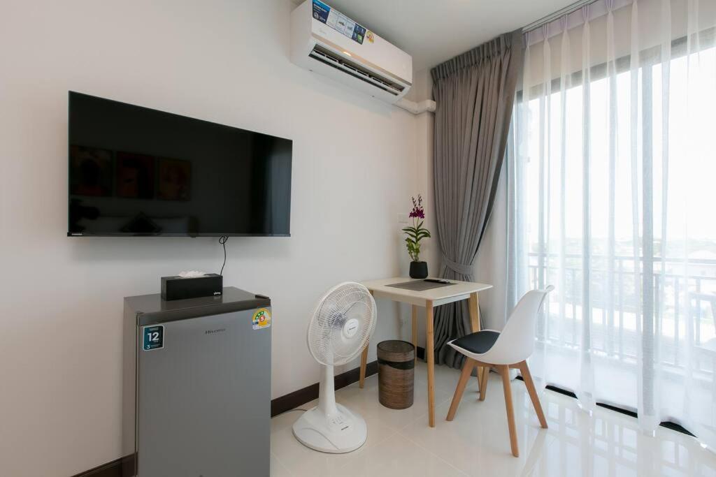 Wow Academy & Stay Soi Tai-Aed 2B