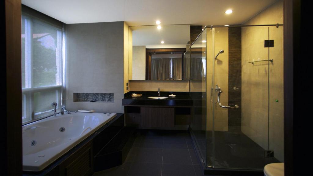 Karon Suite Apartment Karon Suite Apartment