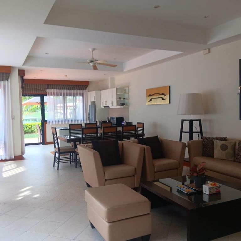 112-3 Angsana Laguna Village 4 Bedroom