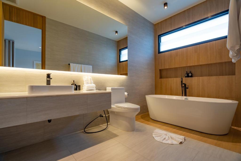 Modern 4BR Villa with Private Pool in Bangtao Modern 4BR Villa with Private Pool in Bangtao